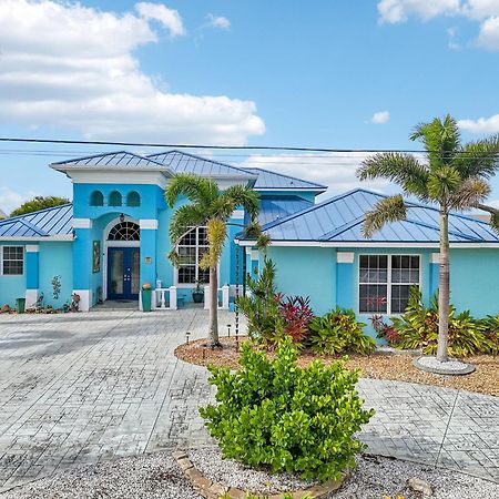 Cape Paradise B & B - Your Luxury Tropical Retreat Кейп Корал Екстериор снимка